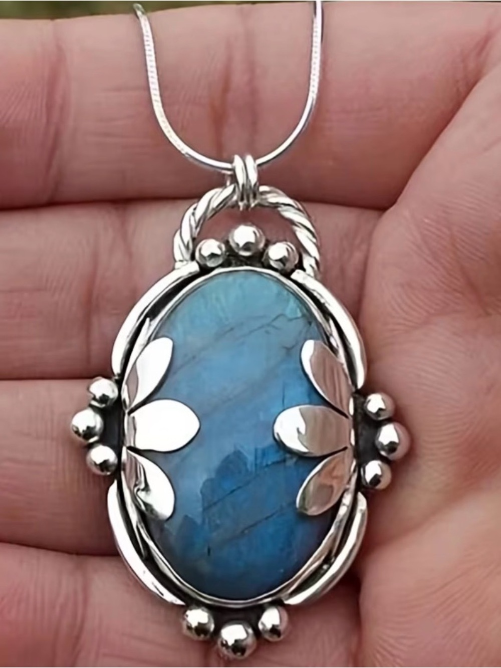 Western Necklace Silver Floral Oval Pendant Necklace Bohemian Style Cowgirl
